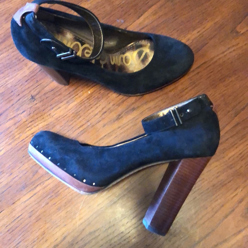 High heeled shoes